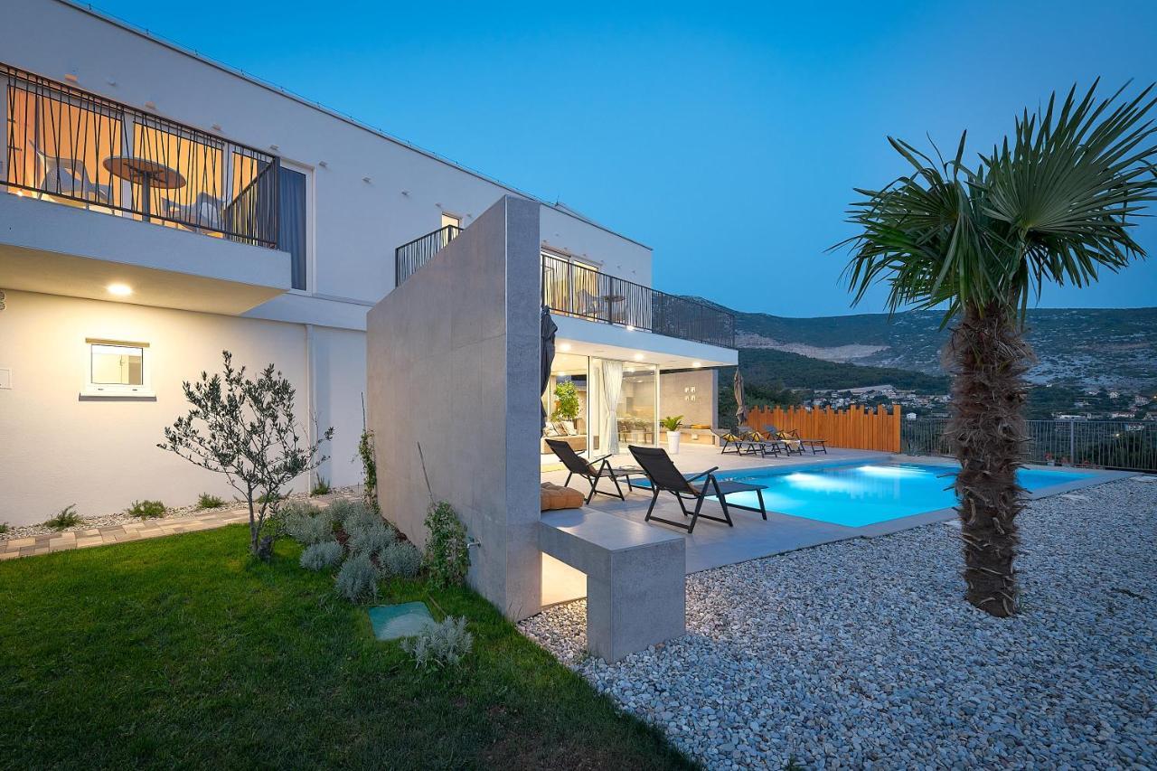 Design Villa Clavis-Brand New Villa With A View Klis Εξωτερικό φωτογραφία