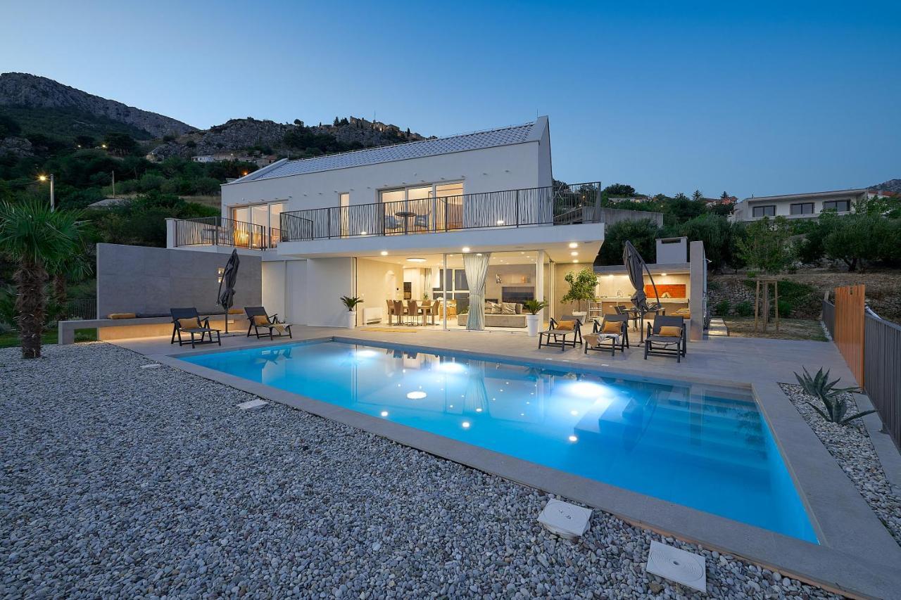 Design Villa Clavis-Brand New Villa With A View Klis Εξωτερικό φωτογραφία