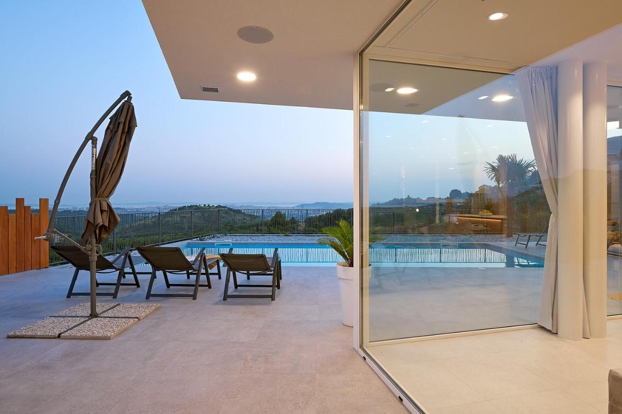 Design Villa Clavis-Brand New Villa With A View Klis Εξωτερικό φωτογραφία